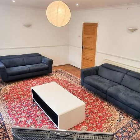 Free Parking-Central Location Cardiff Extérieur photo