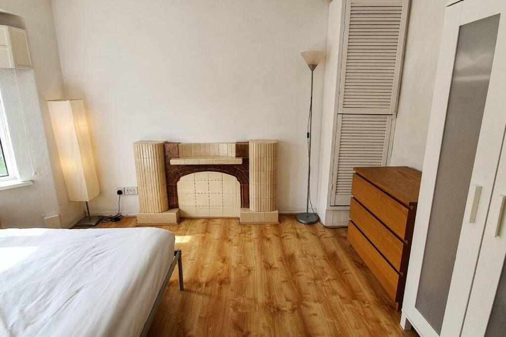 Free Parking-Central Location Cardiff Extérieur photo