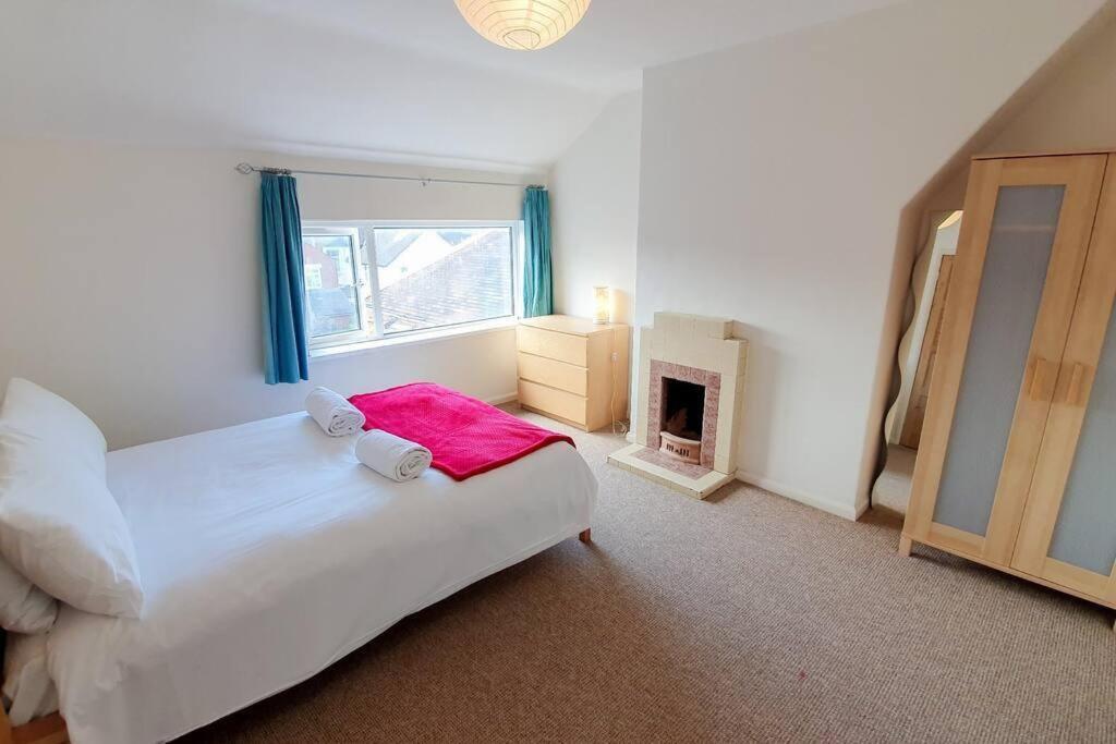 Free Parking-Central Location Cardiff Extérieur photo